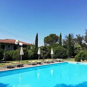 Monti Hotell